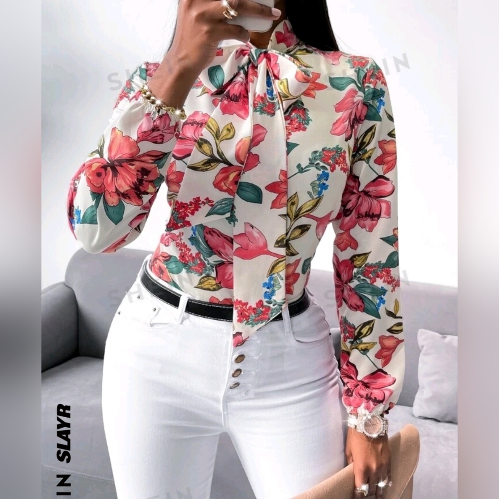 Floral Bowtie Blouse Womans XL